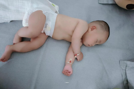 绥化怀孕多久会显肚子